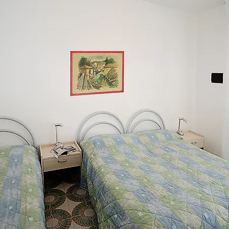 Bahamas Apartment *